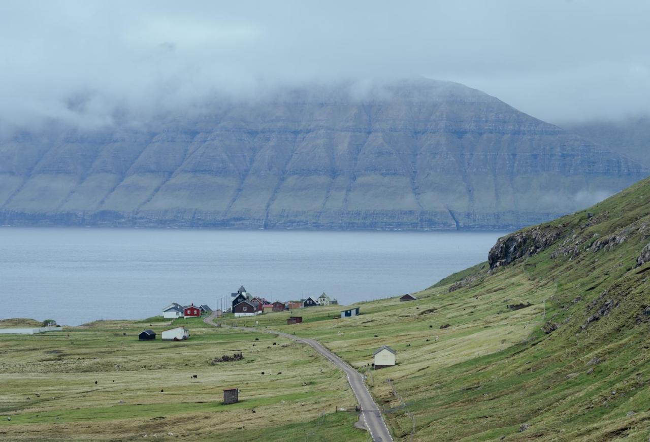 Authentic Faroese House / Unique Location / Nature Hellurnar Eksteriør billede