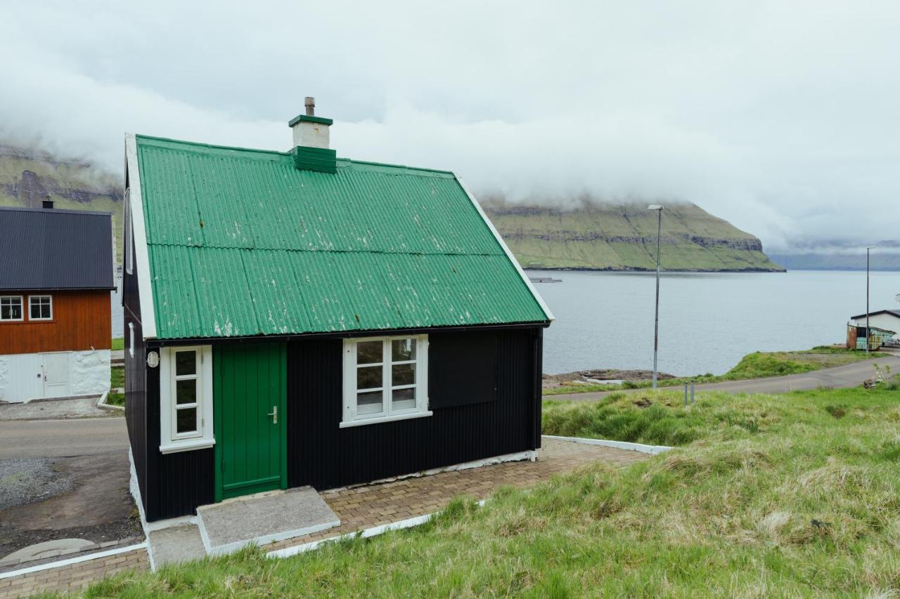 Authentic Faroese House / Unique Location / Nature Hellurnar Eksteriør billede